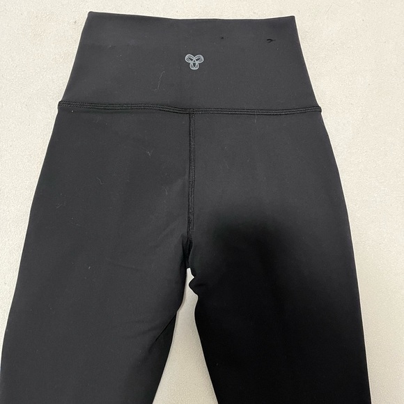 ARITZIA TNALIFE SPLIT HI-RISE LEGGING - Picture 8 of 10